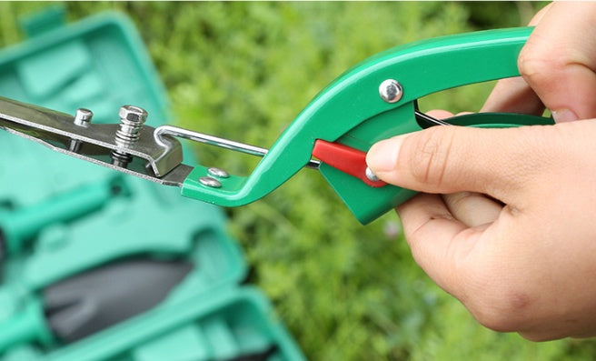 Zehnteiliges Gartengeräte-Set