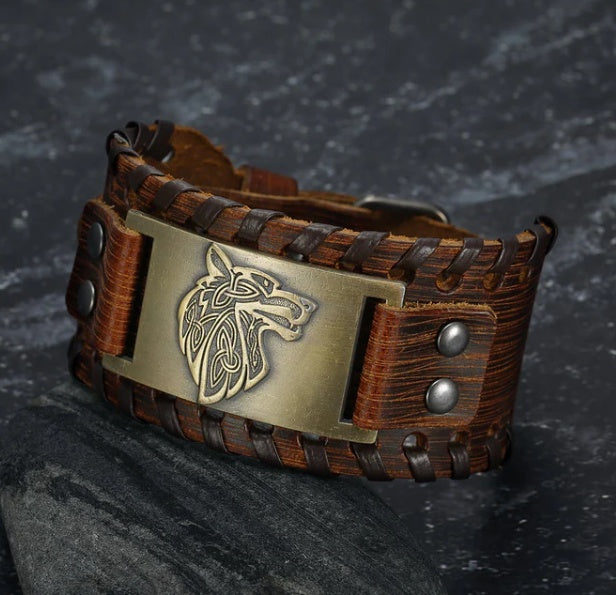 Asgard Crafted Leder Schnalle Arm Manschette mit Fenrir Design